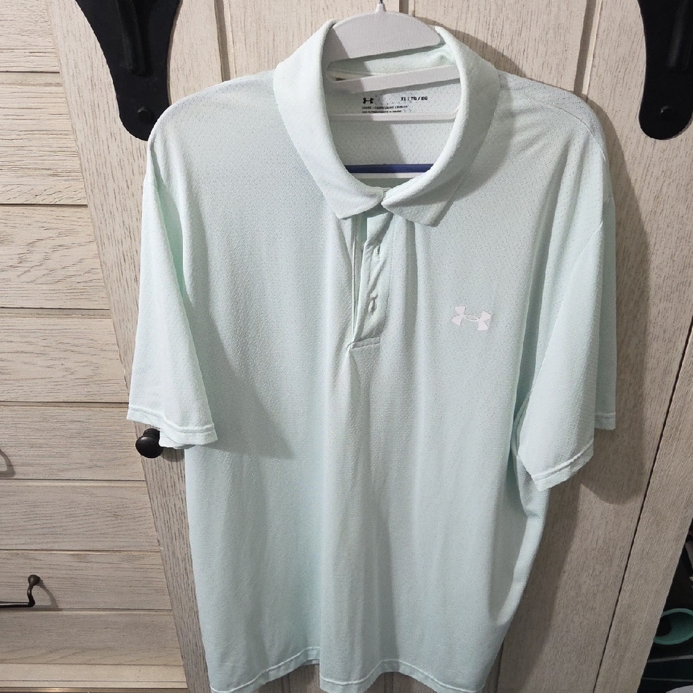 Under Armour Green Polo Shirt for Versatile Style